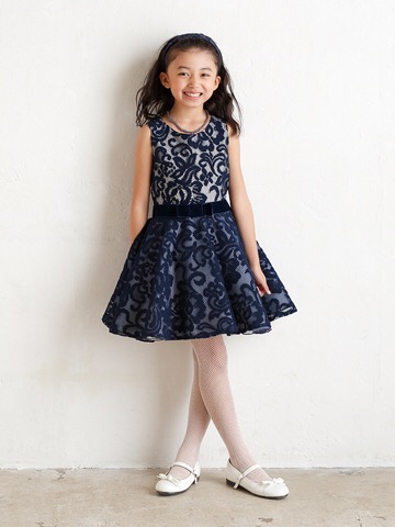 ネイビーの高級感がある上品の女の子子供レンタルドレス