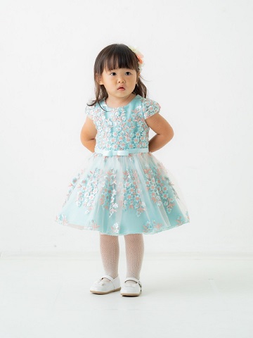 こちらのドレスは、インポートでクオリティーも高く満足して頂ける商品です。4泊5日クリーニング不要