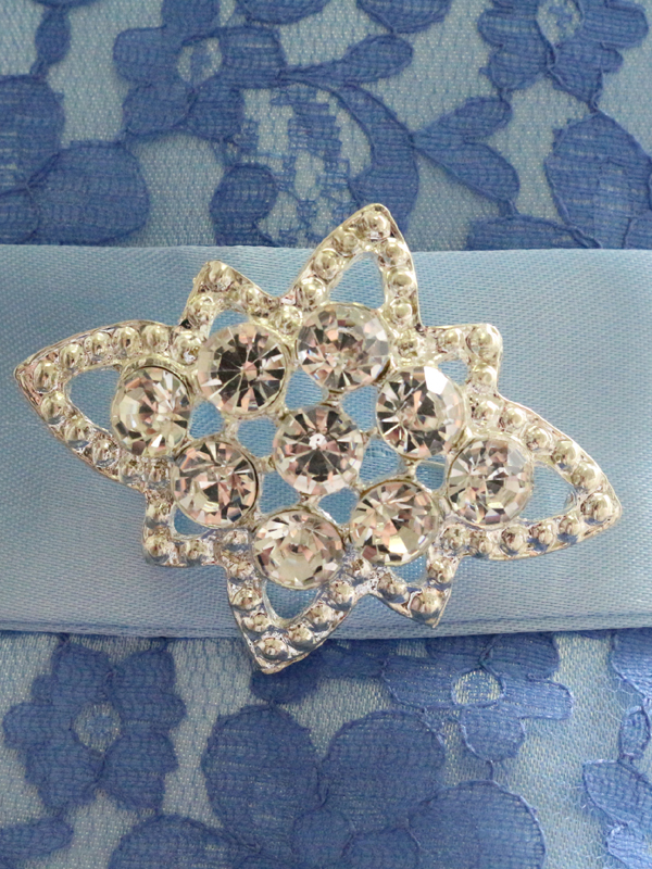 ドレスウェストブローチ