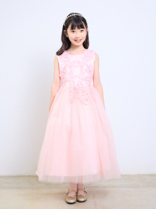 女の子の淡いピンクのかわいい子供レンタルドレス