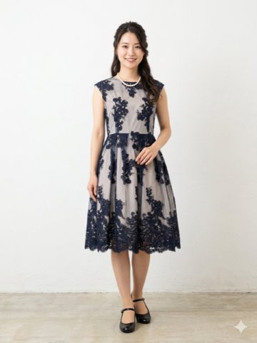 alt="リーフ柄の素敵なカラーレンタルドレス"