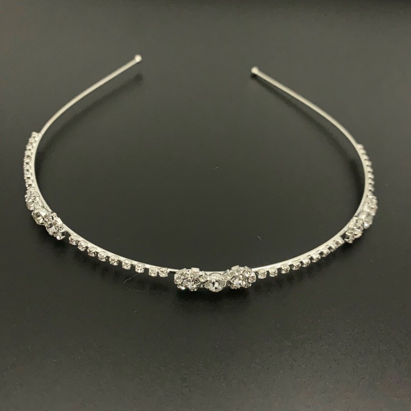 フラワーモチーフが可愛く、華やかさをプラス・・・